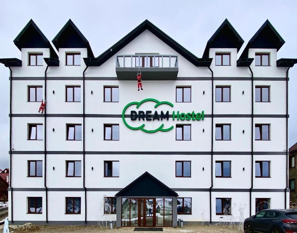 Mafa Apartaments Bukovel Bagian luar foto